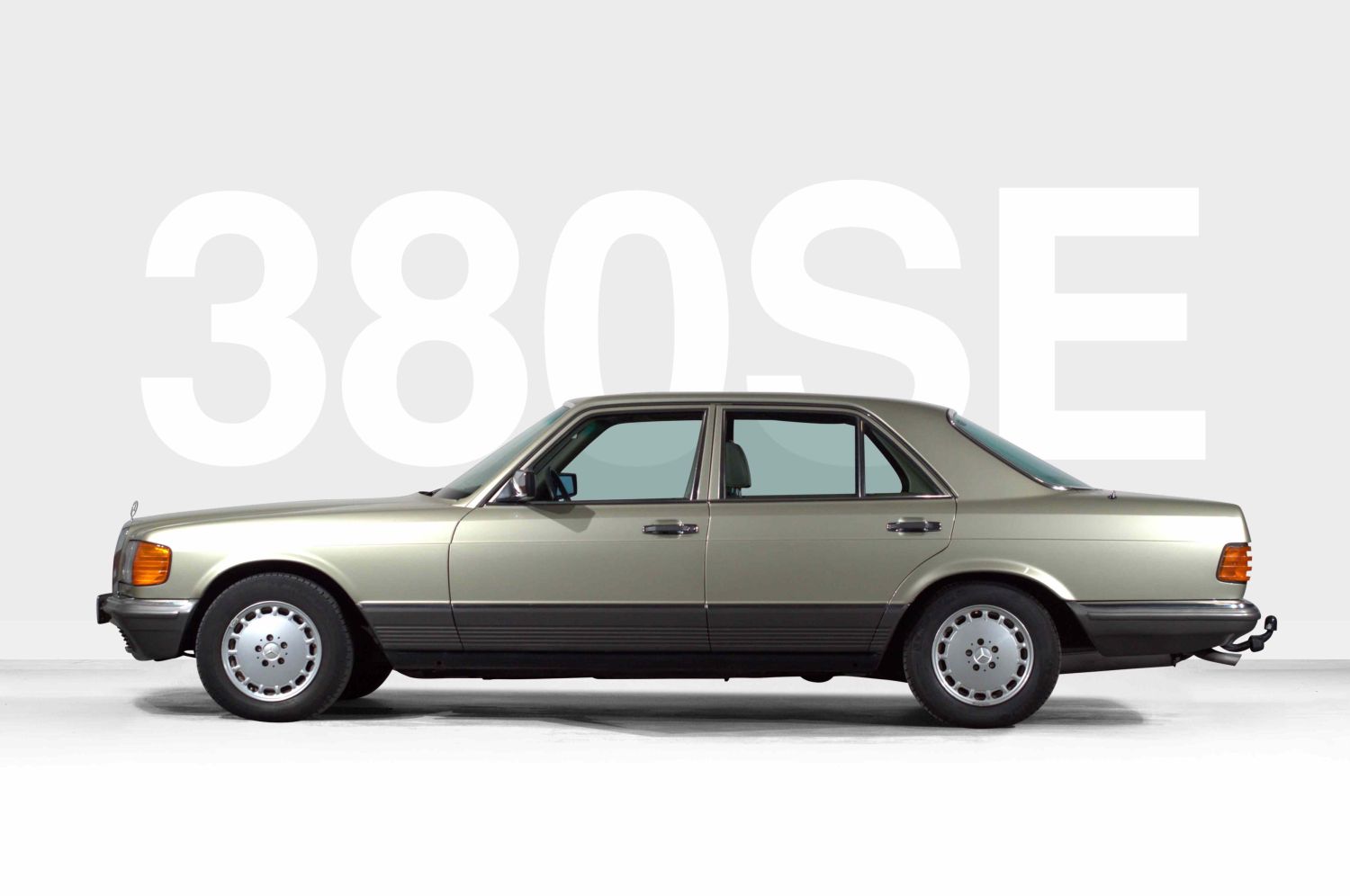 Mercedes-Benz 380SE 1980 218PS