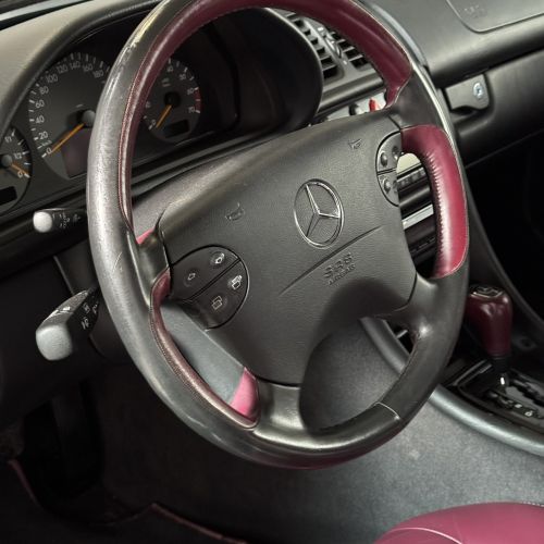 Mercedes-Benz CLK320 1999