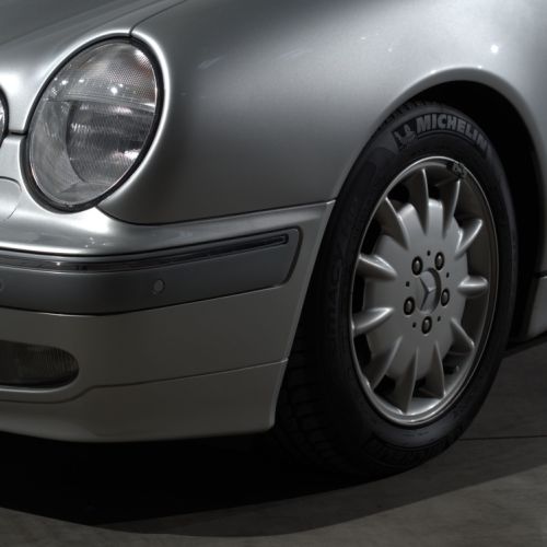 Mercedes-Benz E240 1999