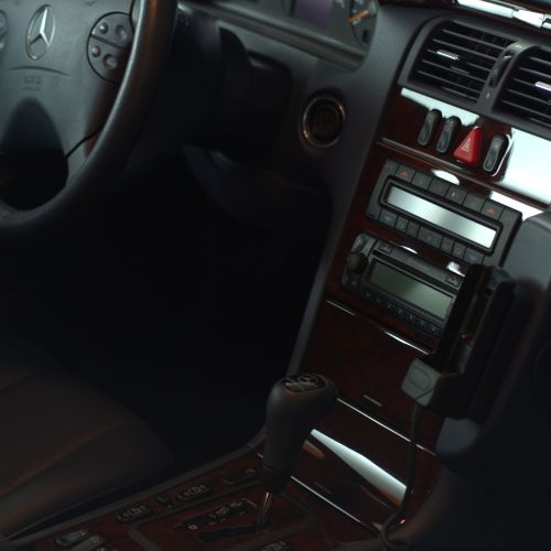Mercedes-Benz E240 1999