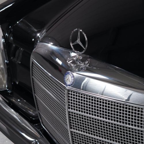 Mercedes-Benz 220/8 1968