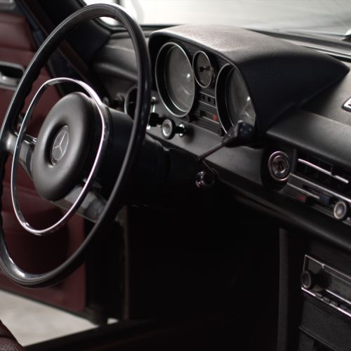 Mercedes-Benz 220/8 1968